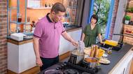 Tomio Okamura v kuchyni: Předseda SPD uvařil rychlé letní špagety
